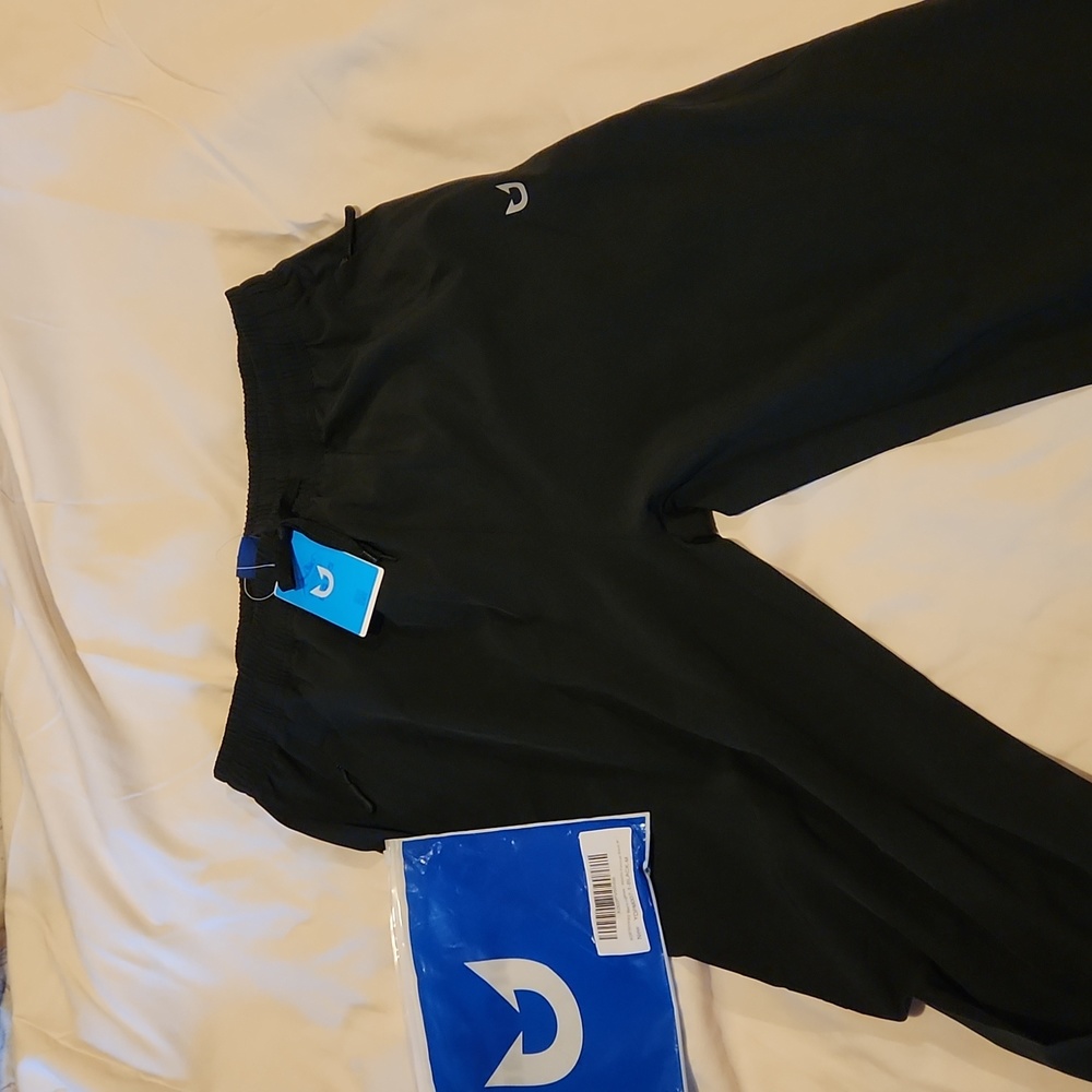 Mens Medium Northyard Lightweight Excercise Pants